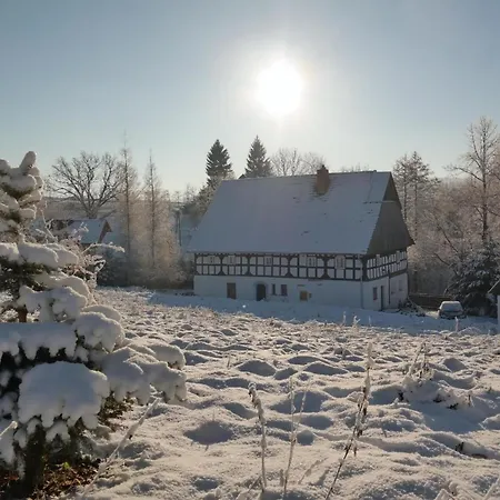 Fachwerkhaus Mit Garten Und Pool Inmitten Einer Wunderbaren Naturlandschaft Ξενοδοχείο