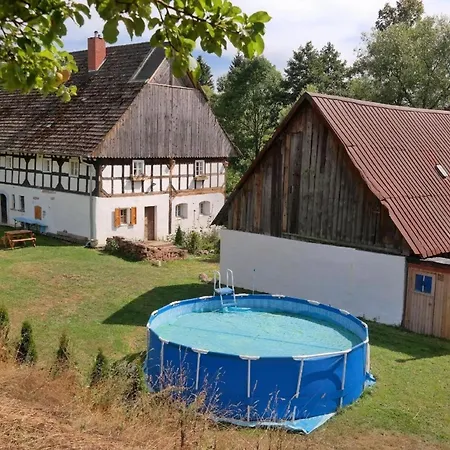 Ξενοδοχείο Fachwerkhaus Mit Garten Und Pool Inmitten Einer Wunderbaren Naturlandschaft Wlen
